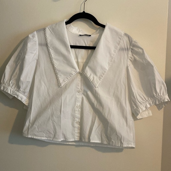 Very J Cotton Poplin, cropped large collar button down sz Med - Picture 1 of 7
